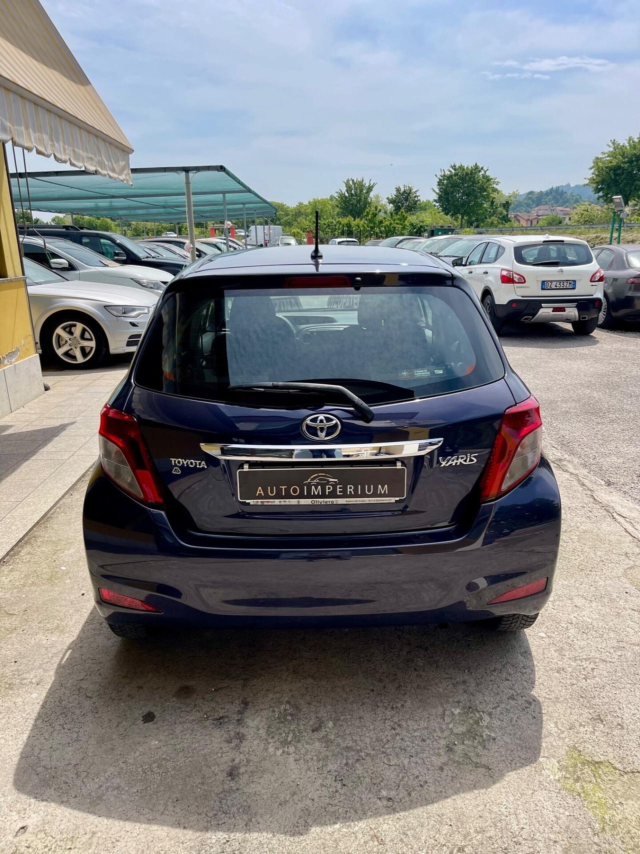 Toyota Yaris 1.0 51kw Lounge OK NEOPATENTATI UNIPR