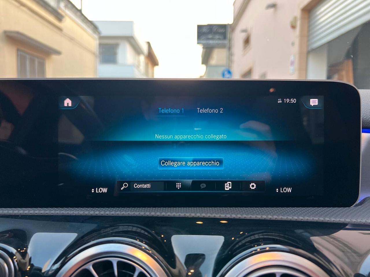 MERCEDES A35 AMG 2.0 4MATIC 306CV TETTO NAVI CAM360° ANNO 2020