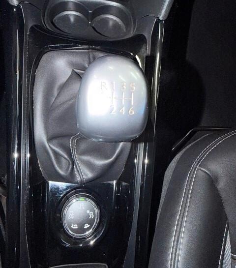 Peugeot 2008 BlueHDi 120 S&S Allure