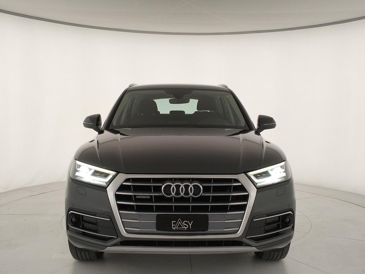 Audi Q5 40 TDI quattro S tronic Business Sport