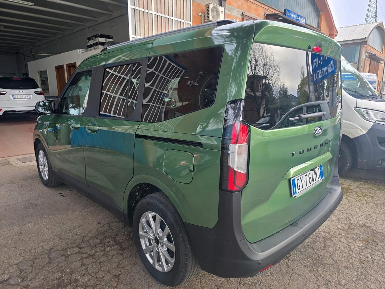 Ford Tourneo Courier 1.0 EcoBoost Titanium rate da 99.00