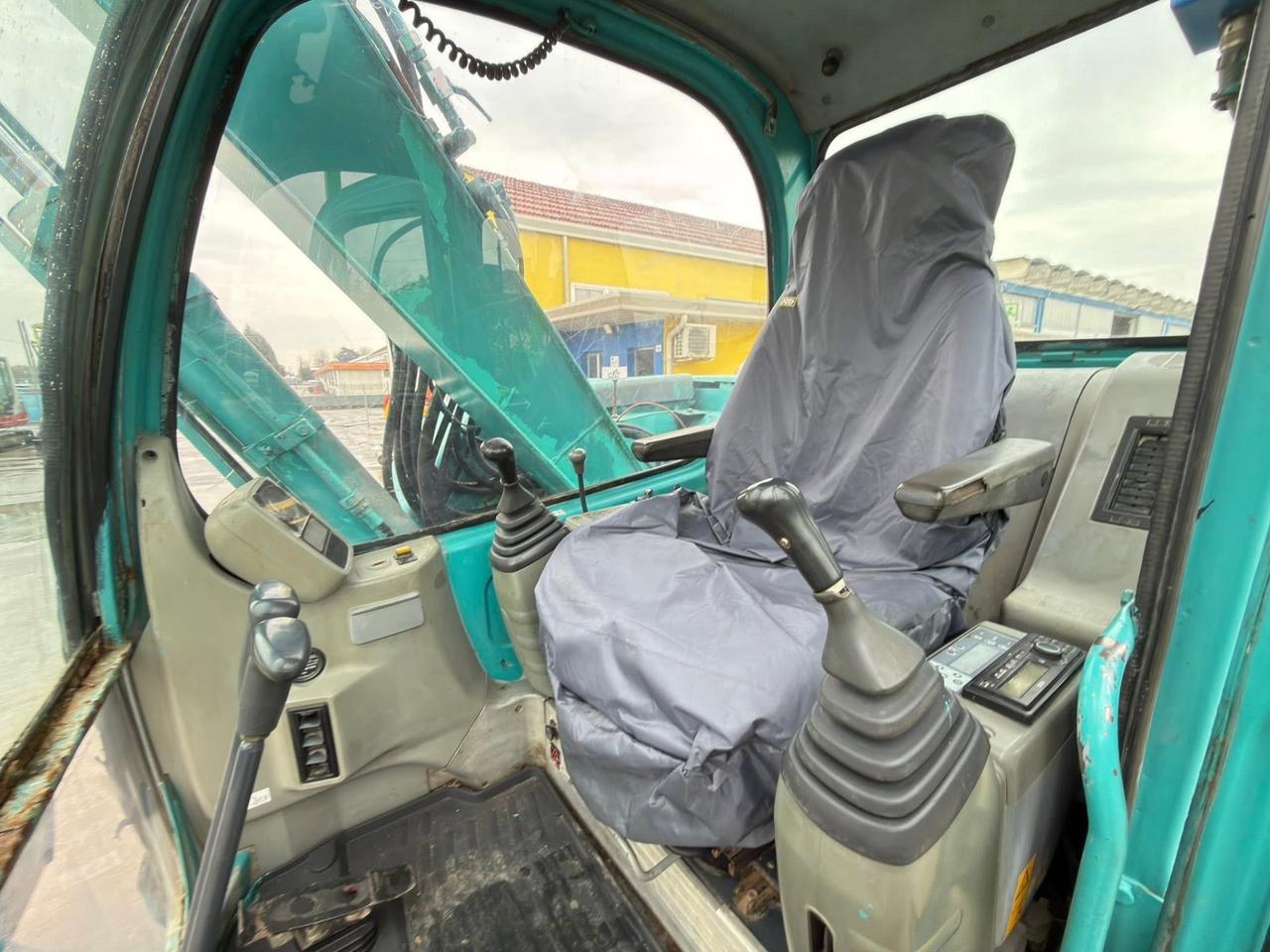 Mini escavatore KOBELCO SK70SR (70 Q.LI)