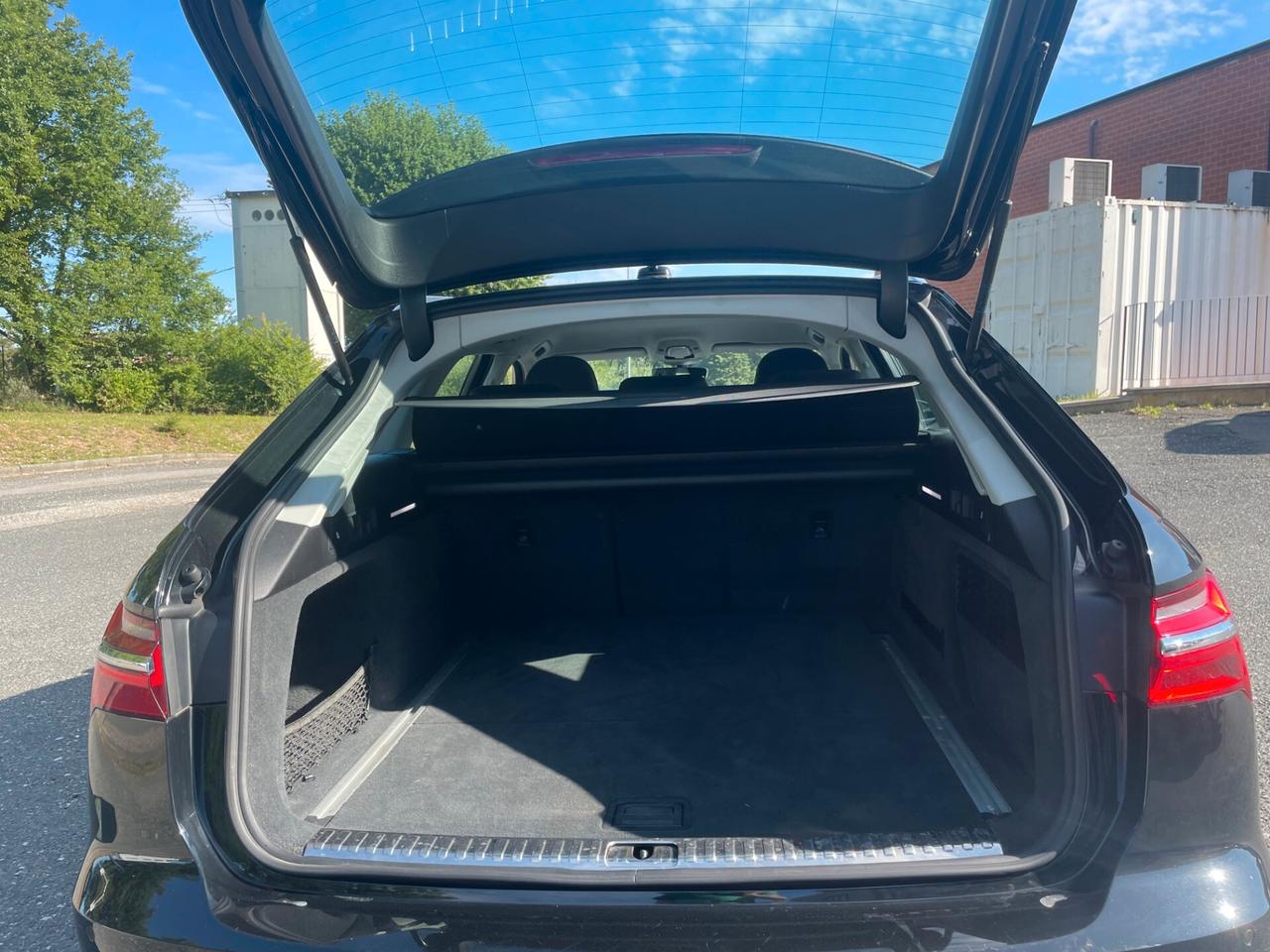 Audi A6 Avant 40 2.0 TDI S tronic Business Design