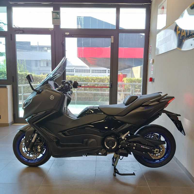 Yamaha T-Max 560 - 2025