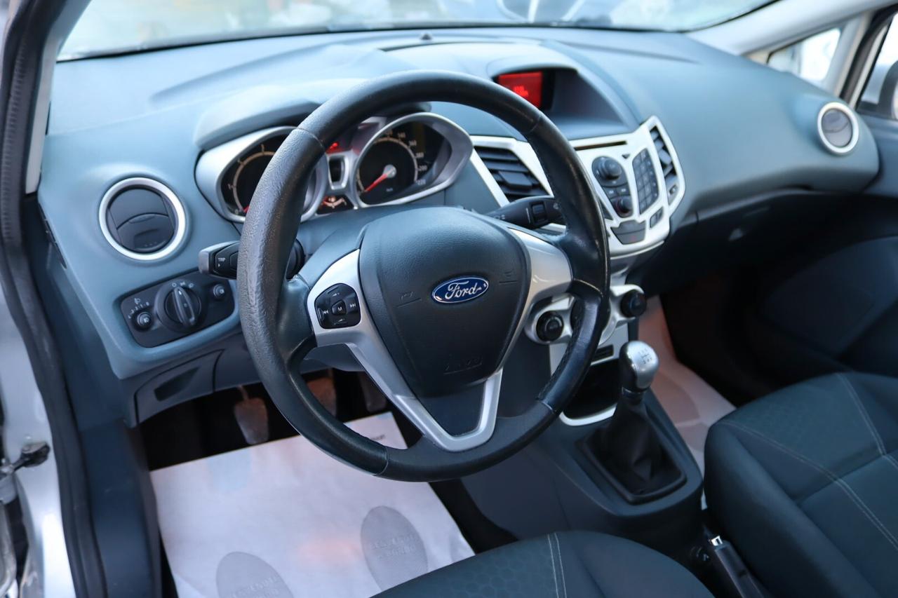 Ford Fiesta 1.4 TDCi 5p. Titanium