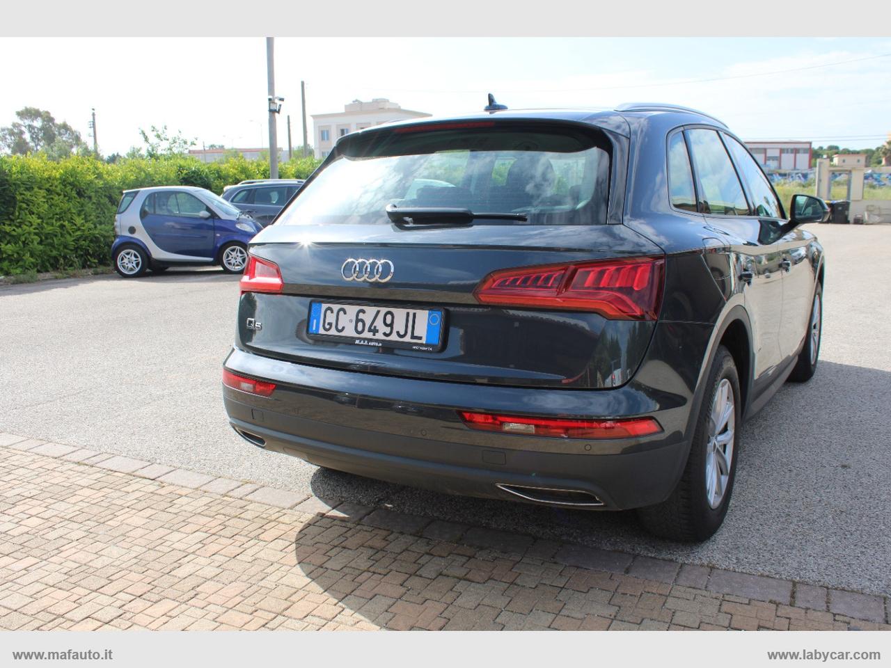 AUDI Q5 35 TDI S tronic Business