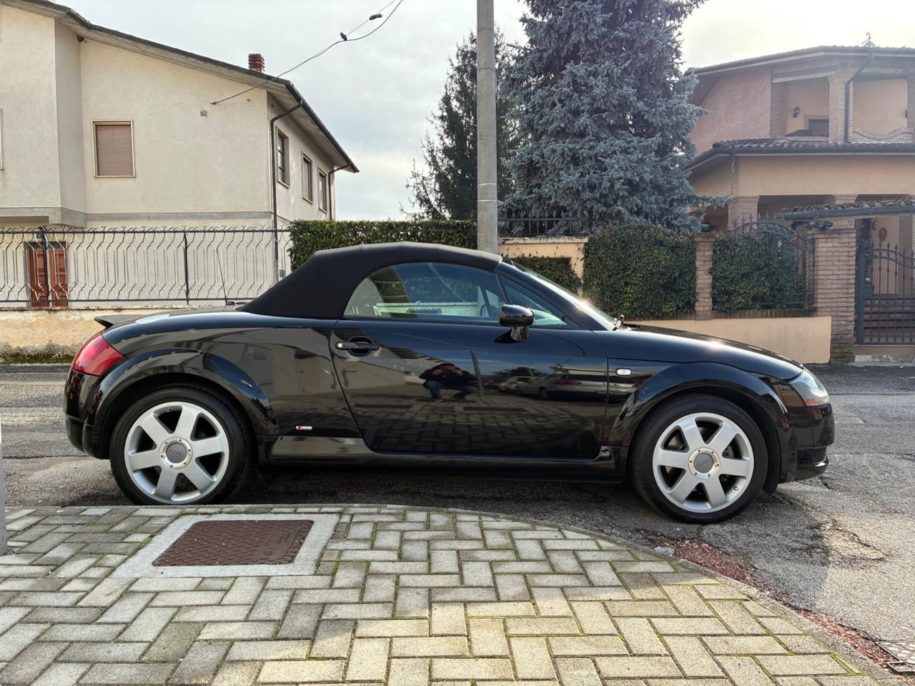 Audi TT Roadster 1.8 T 20V 179 CV cat