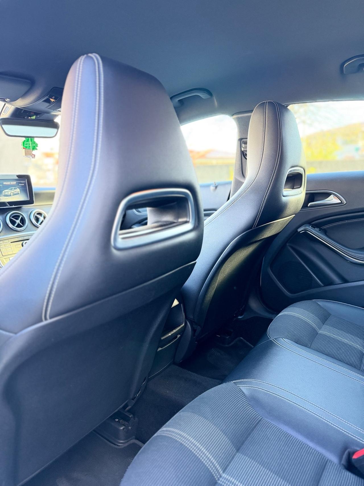 Mercedes-benz A 200 d Automatic Premium