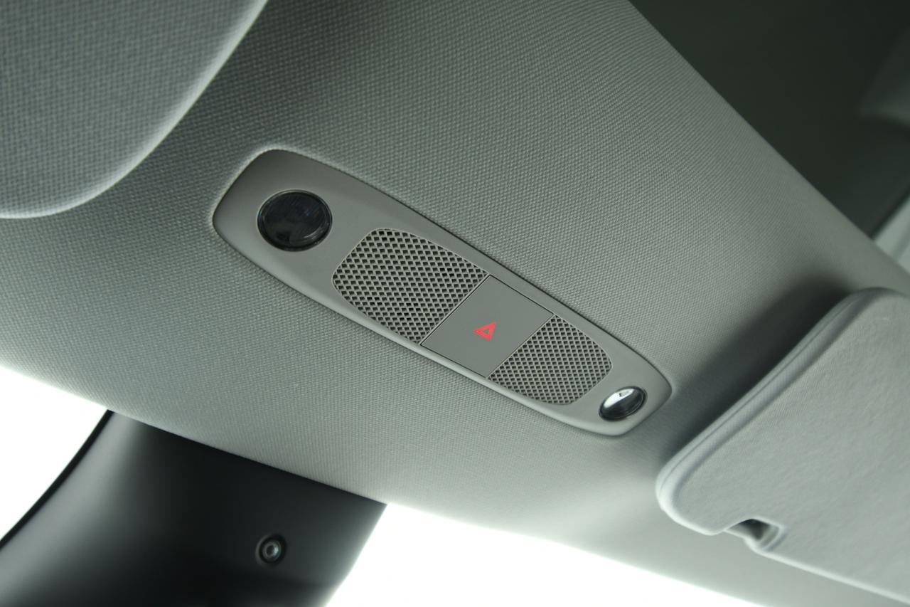 TESLA Model Y Long Range Dual Motor awd + AUTOPYLOT MAX