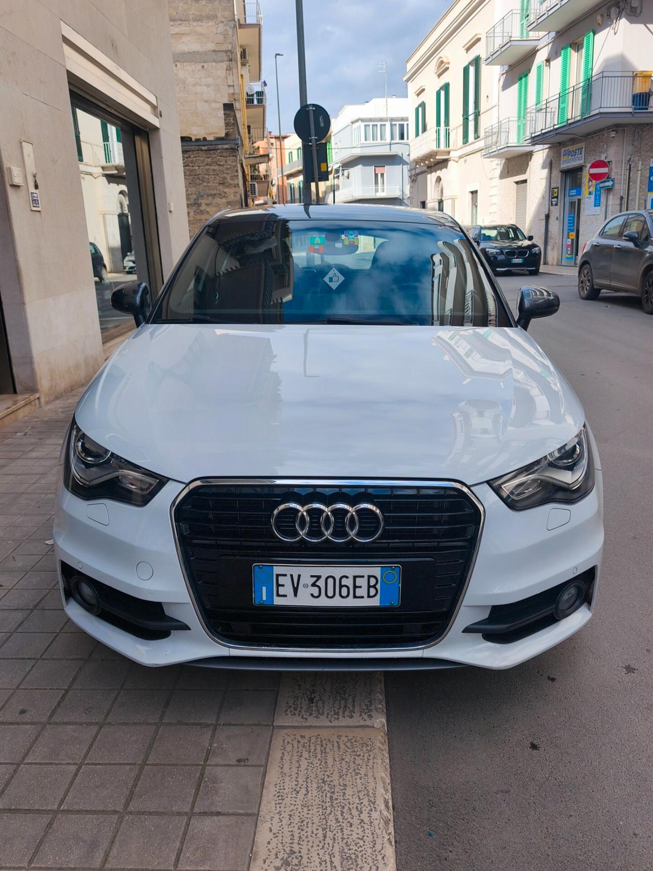 Audi A1 1.6 TDI S tronic 90cv S-line Plus 2014 Bose