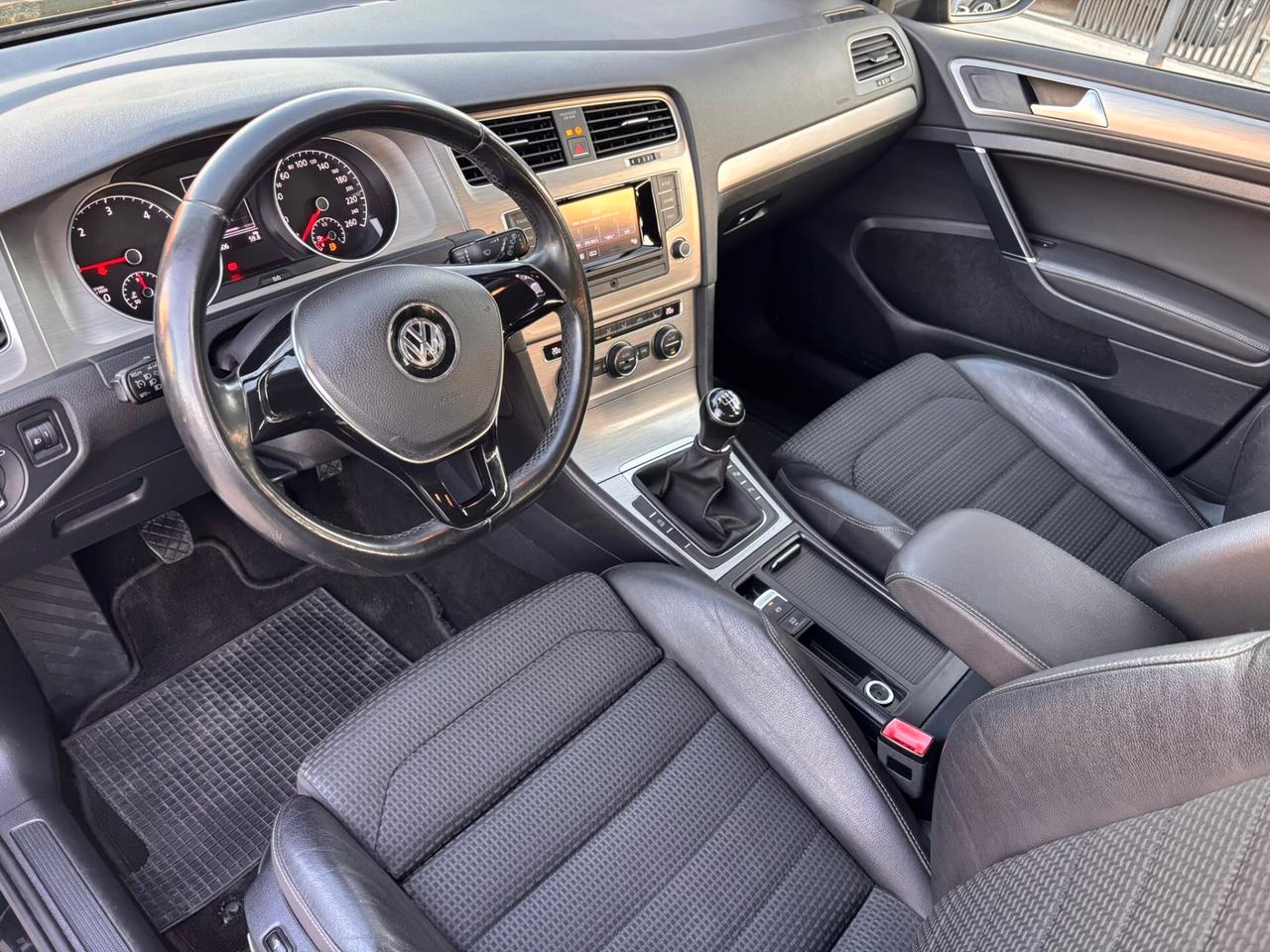 Volkswagen Golf 1.6 TDI DPF 5p. Highline