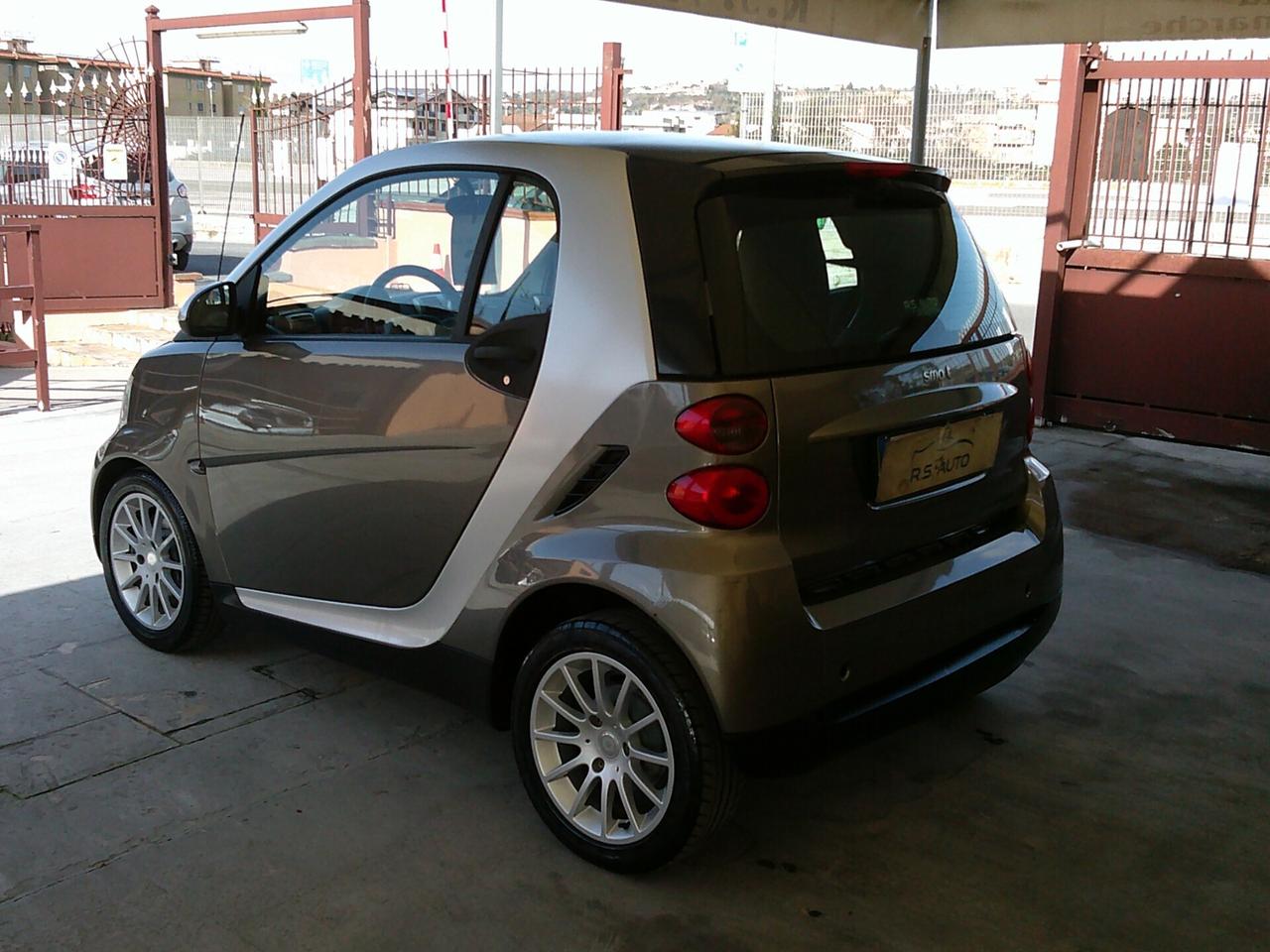 Smart ForTwo 1000 52 kW coupé passion 09