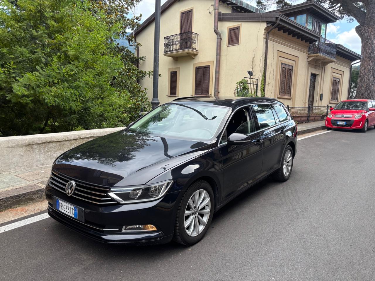 Volkswagen Passat 1.6 TDI SCR DSG Business BMT
