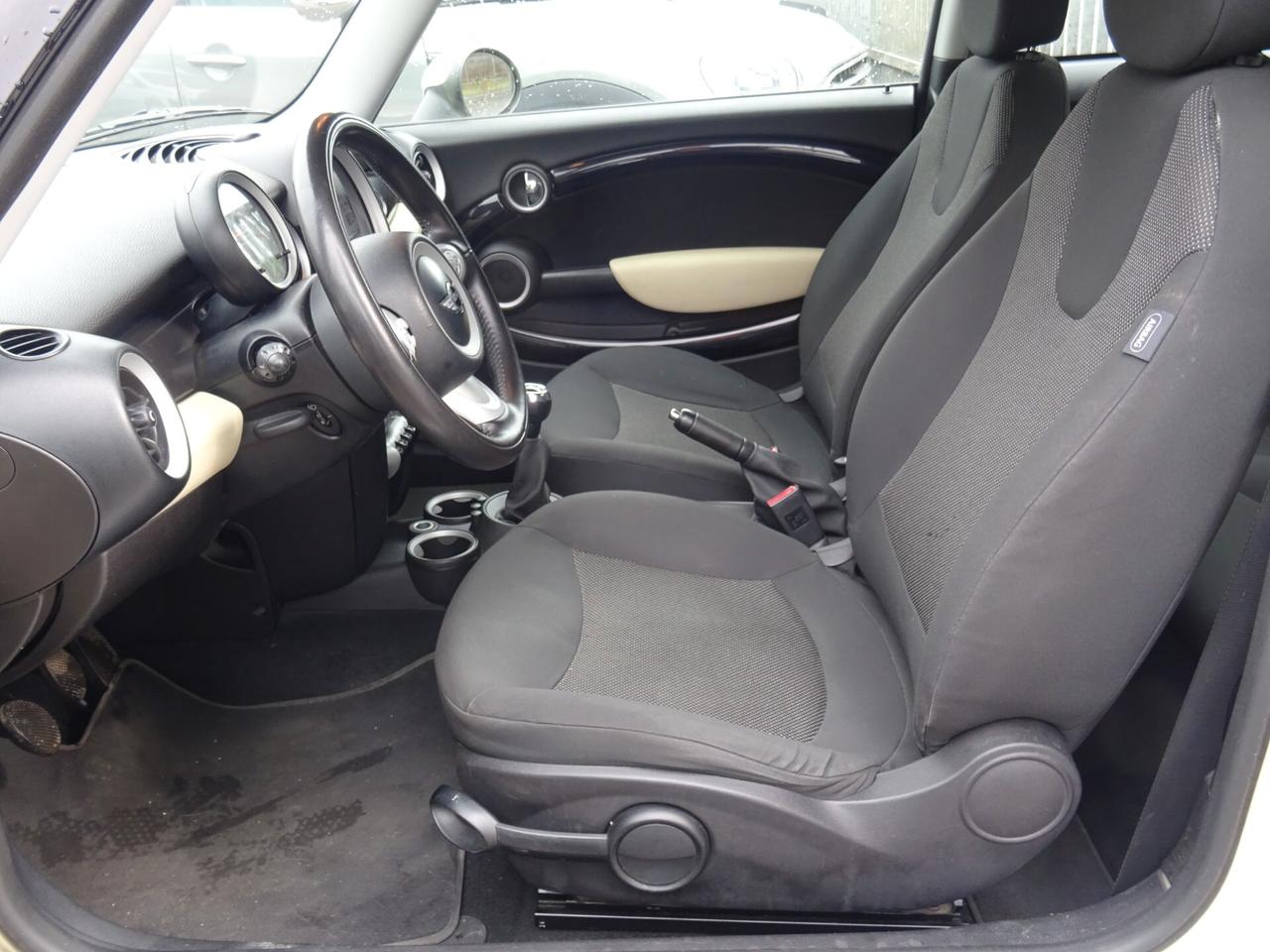 Mini 1.6 16V One 98cv