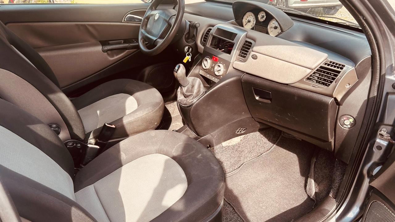 Lancia Ypsilon 1.3 Multijet 16V Platino
