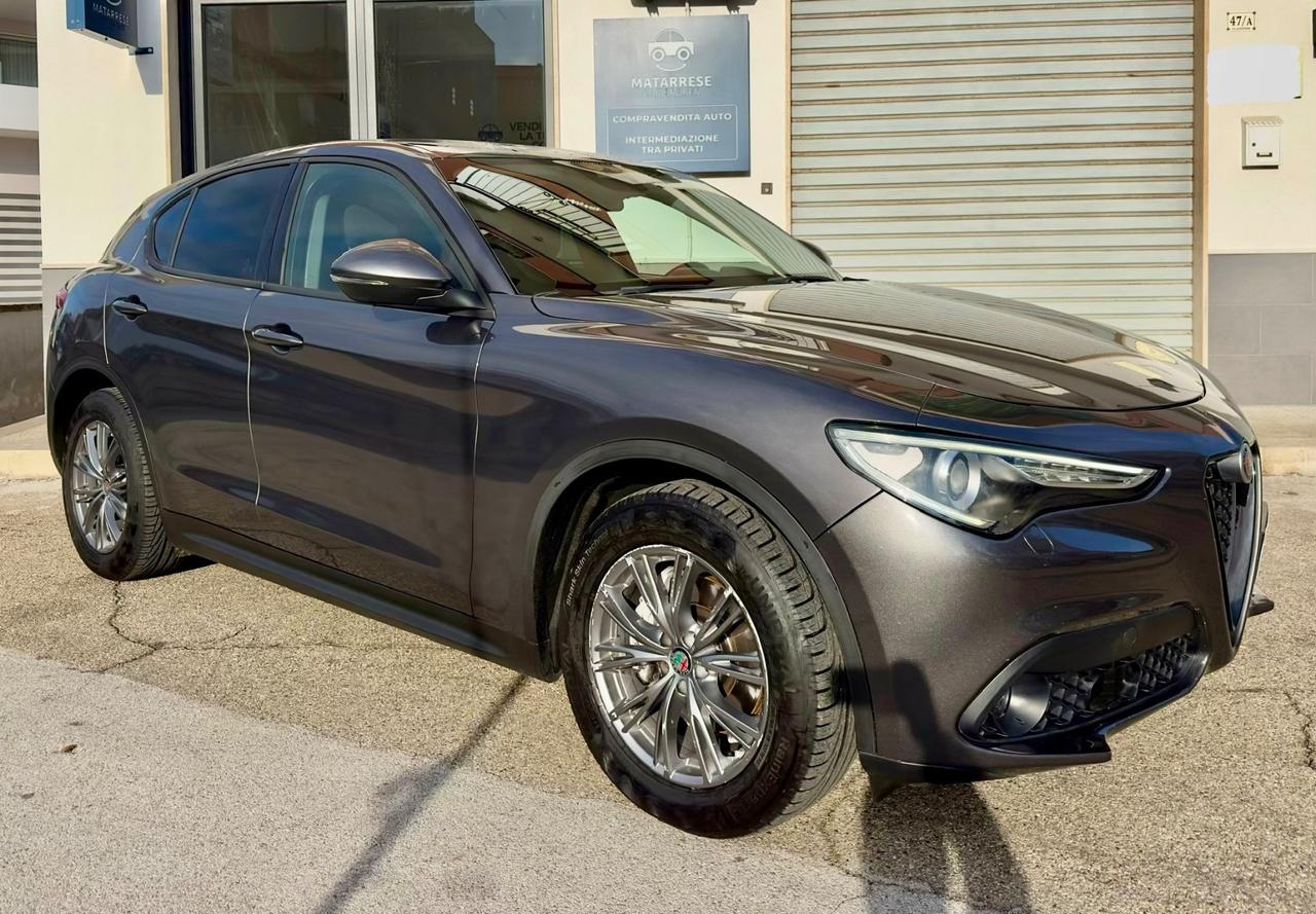 Alfa Romeo Stelvio 2.2 Turbodiesel 160 CV AT8 RWD Business