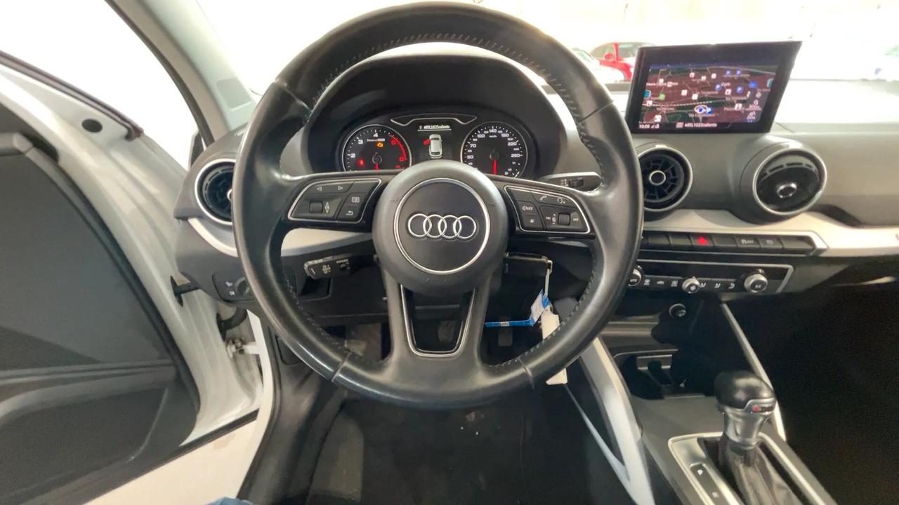 Audi Q2 30 TDI S tronic Business