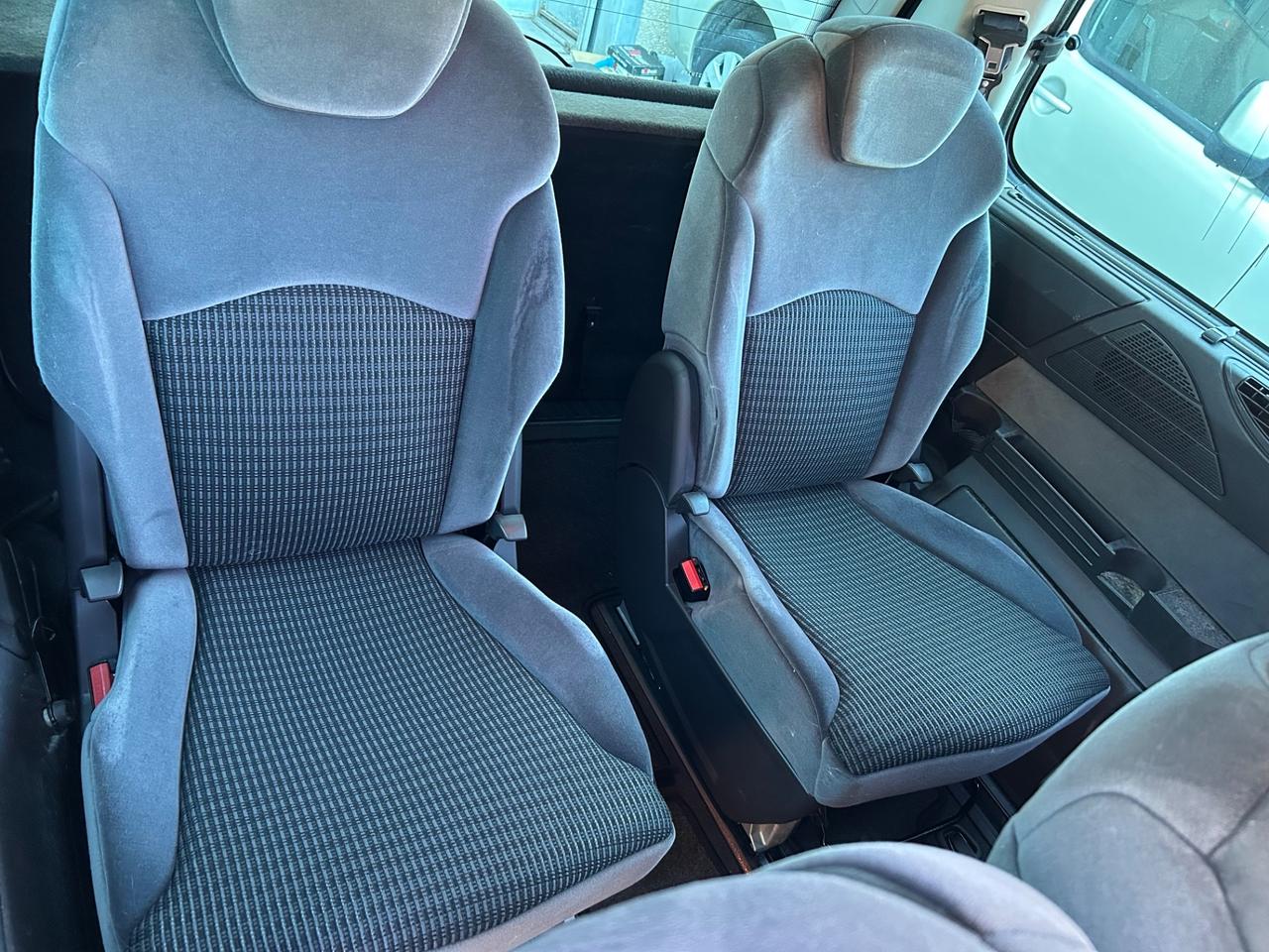 Citroen C8 2.2 HDi FAP 7 Posti