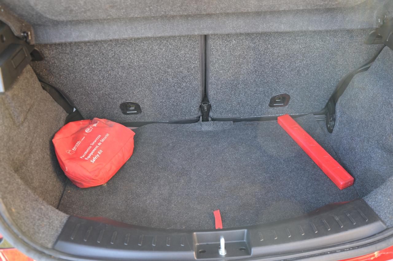 Lancia Ypsilon 1.0 HYBRID 70CV **KM23000**PREZZO VERO**UNIPRO'**