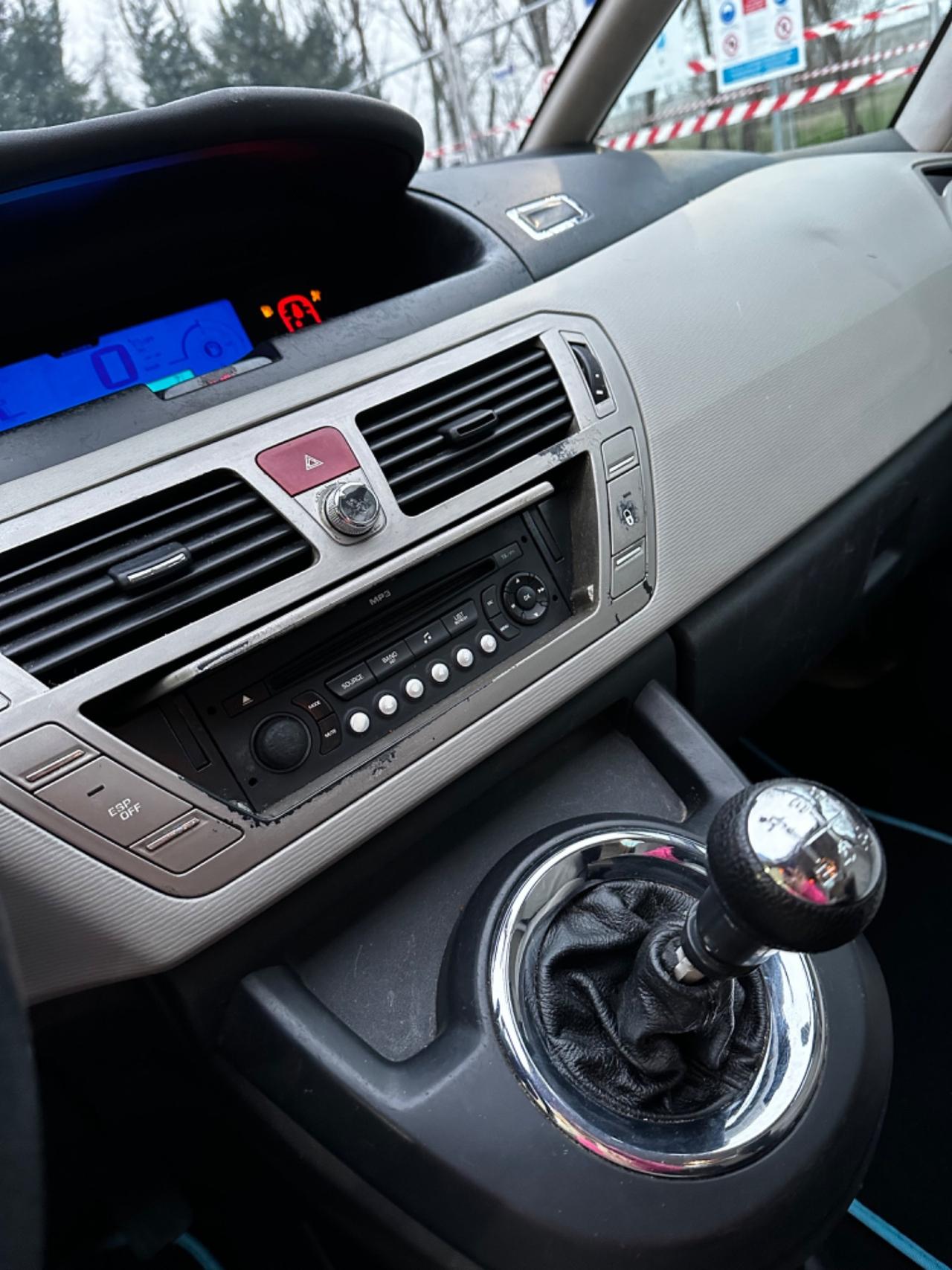 Citroen C4 1.6 HDi 110CV FAP Elegance