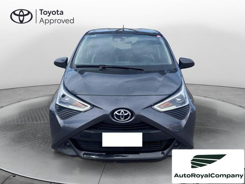 Toyota Aygo Connect 1.0 VVT-i 72 CV 5 porte x-play MMT