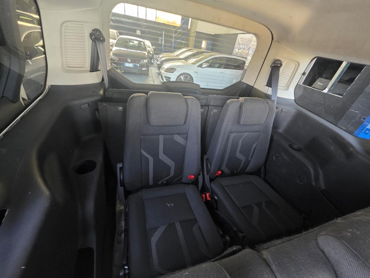 Ford Tourneo Connect Connect7 1.5 TDCi 120 CV Titanium