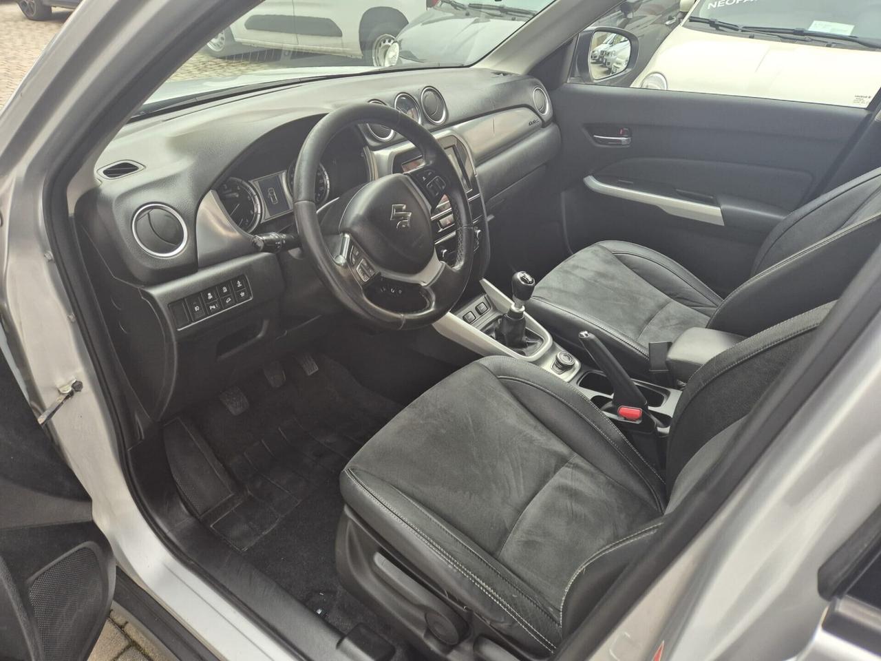 Suzuki Vitara 1.6 DDiS 4WD AllGrip V-Top SOLO PER