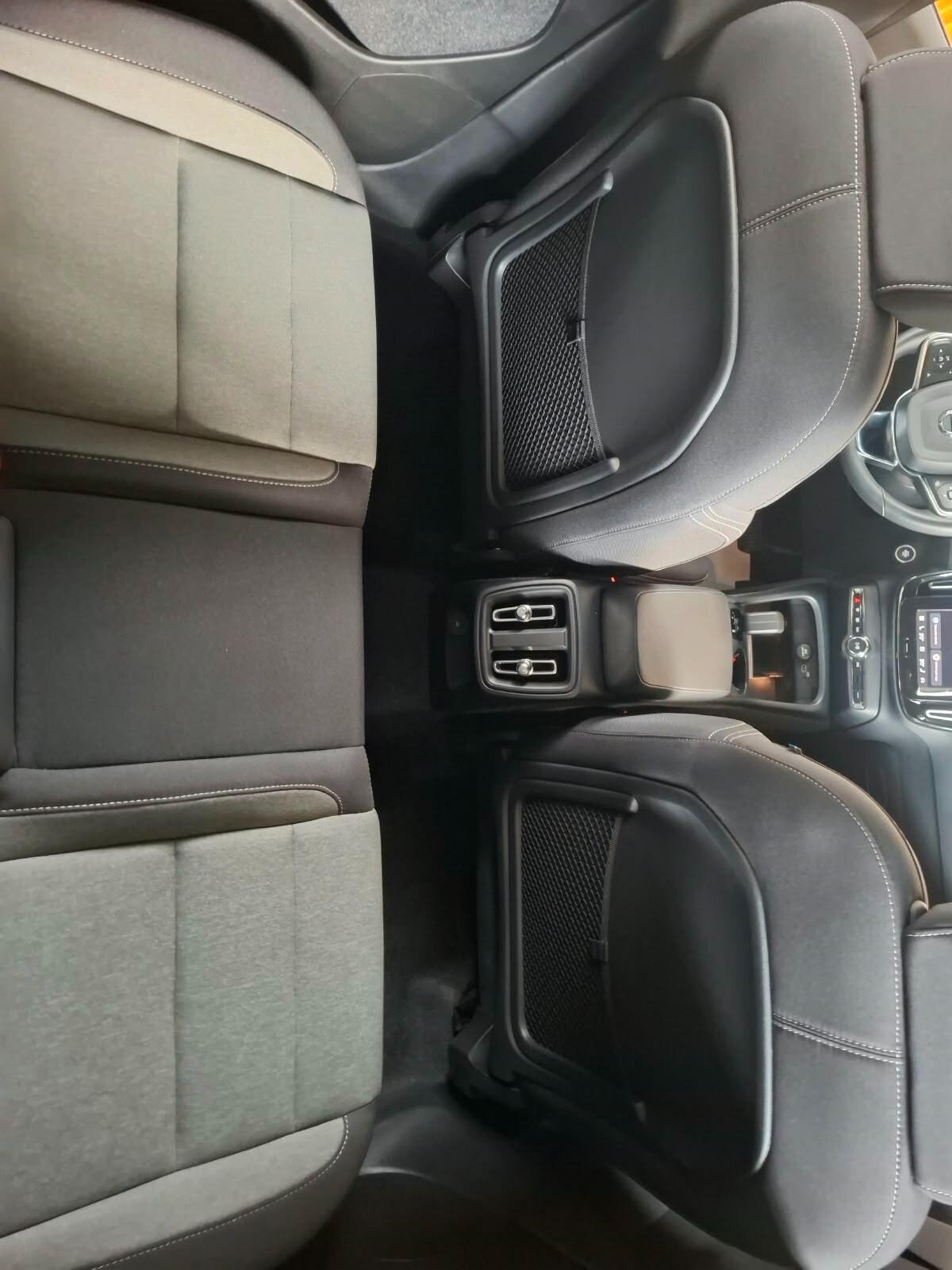 Volvo XC40 B3 automatico Ultimate Bright