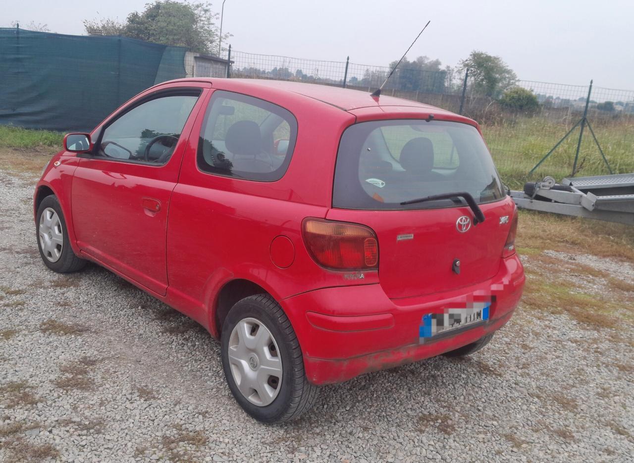 Toyota Yaris 1.0i 16V cat 3 porte