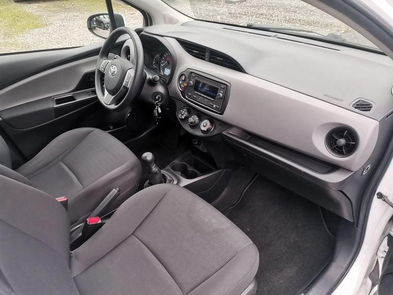 Toyota Yaris Yaris 1.0 5 porte Cool