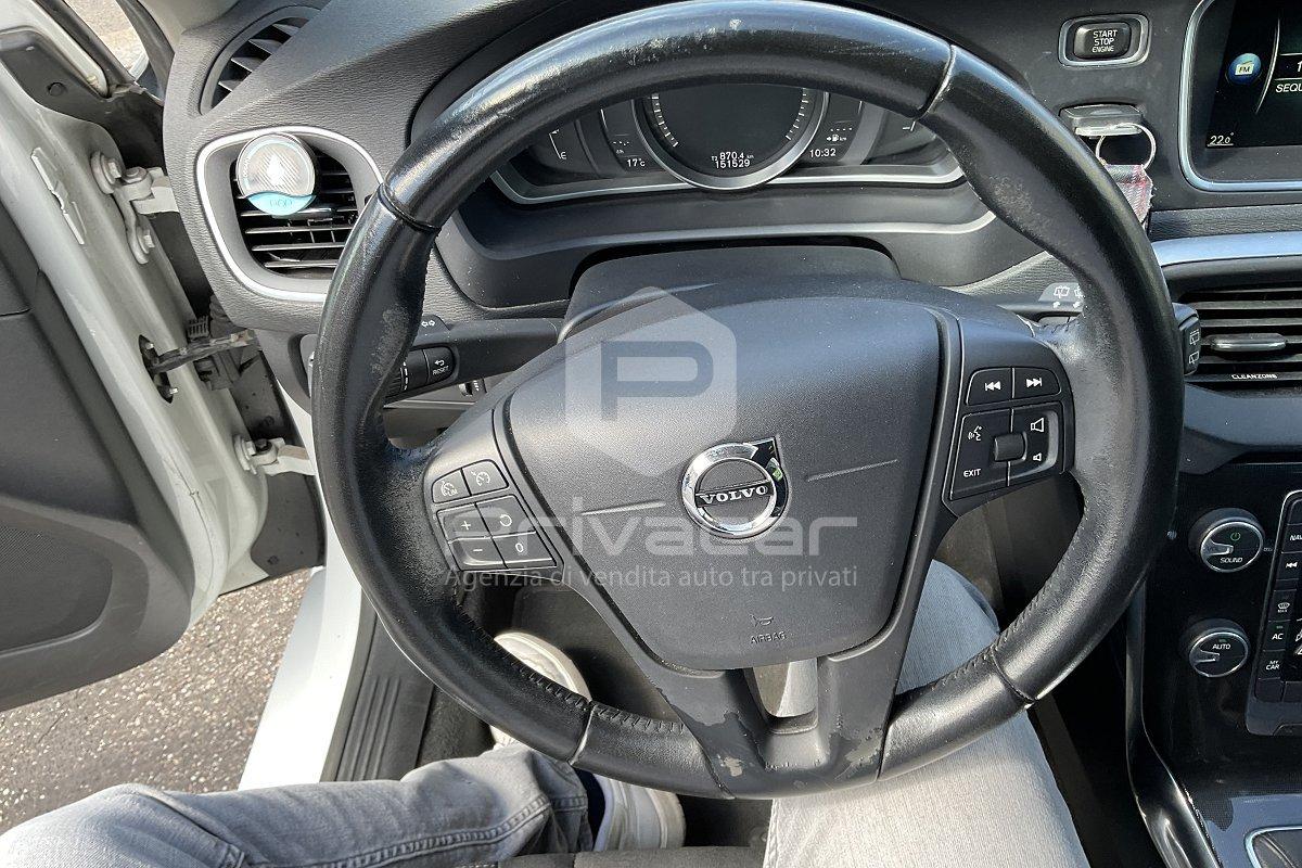 VOLVO V40 D2 Business