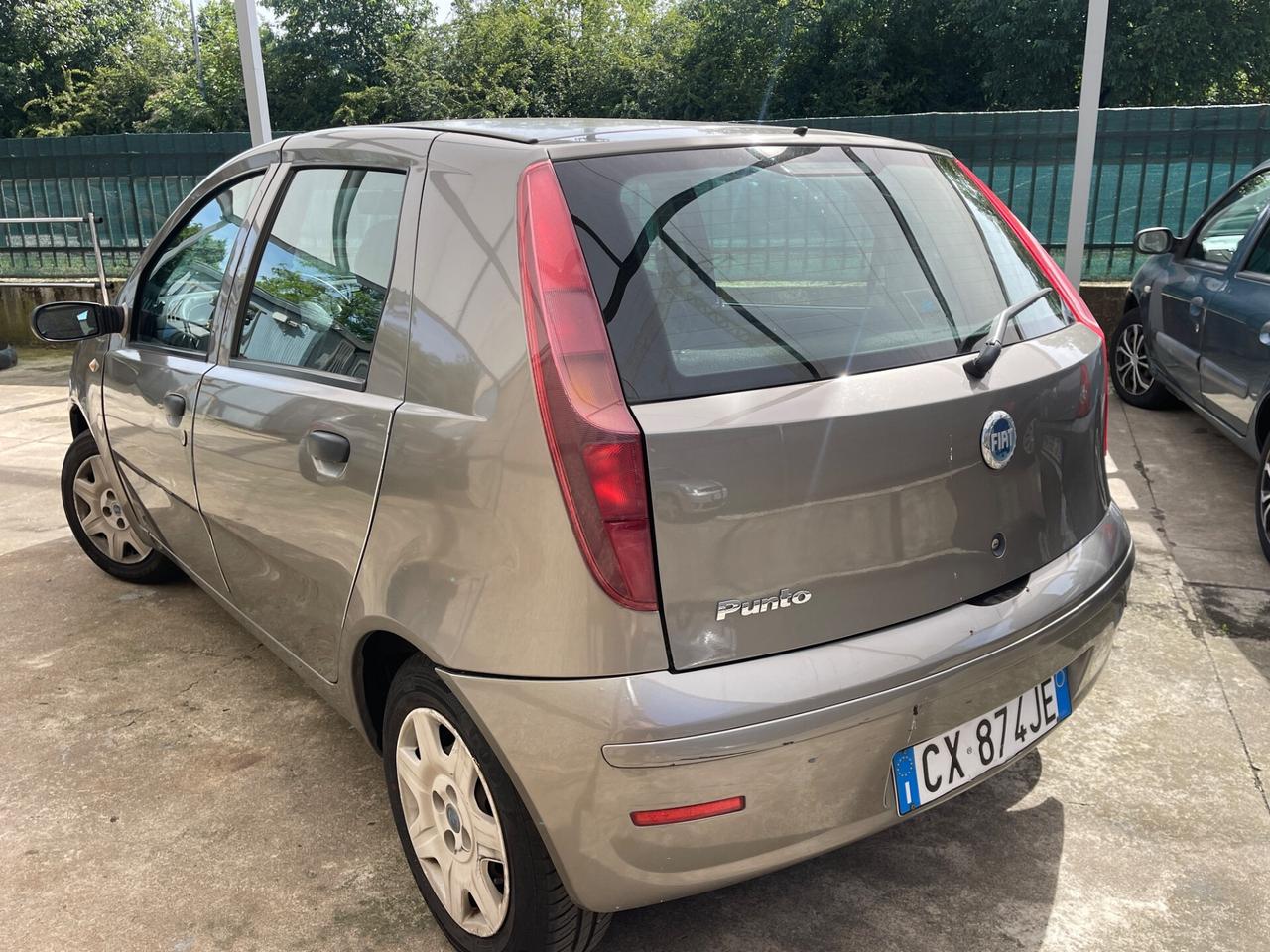 Fiat Punto 1.2i benzina euro4 neopatentati
