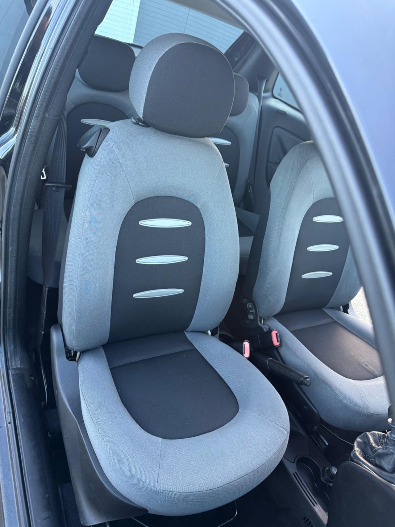 Lancia Ypsilon 1.2 Oro Giallo