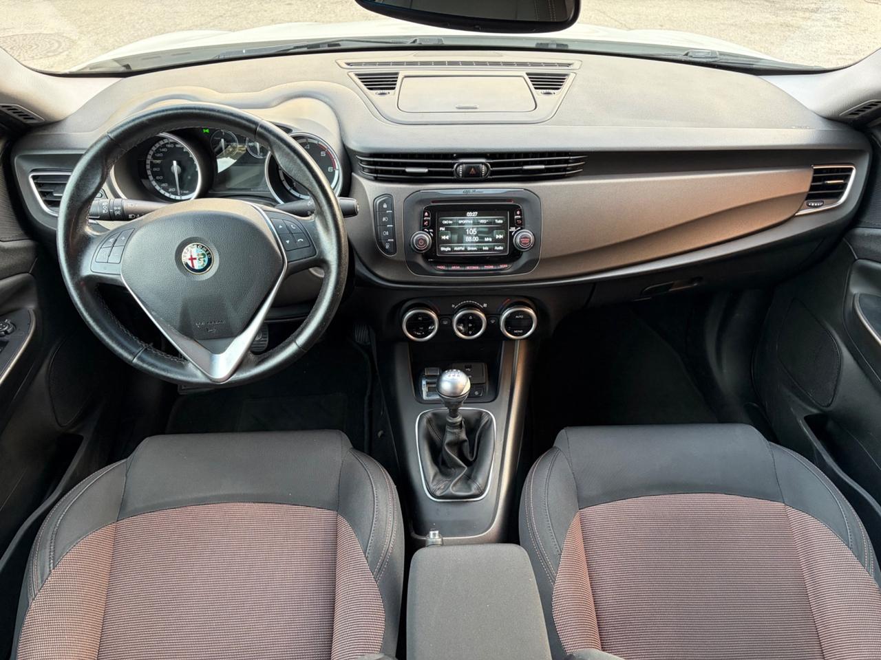 Alfa Romeo Giulietta 1.6 JTDm distictive ideale per neopatentati