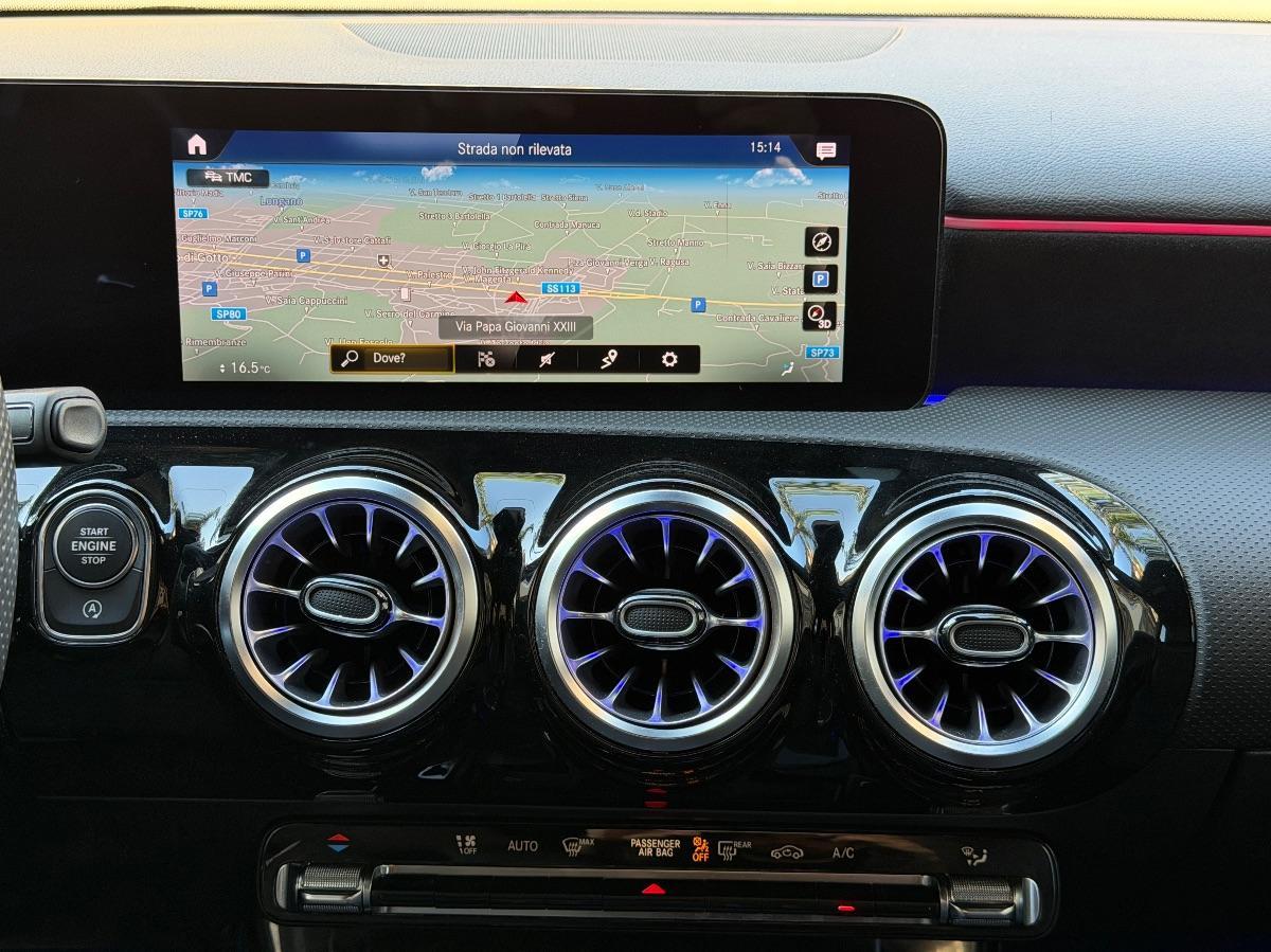 Mercedes Classe A 180d Premium AMG Night Edition 116CV