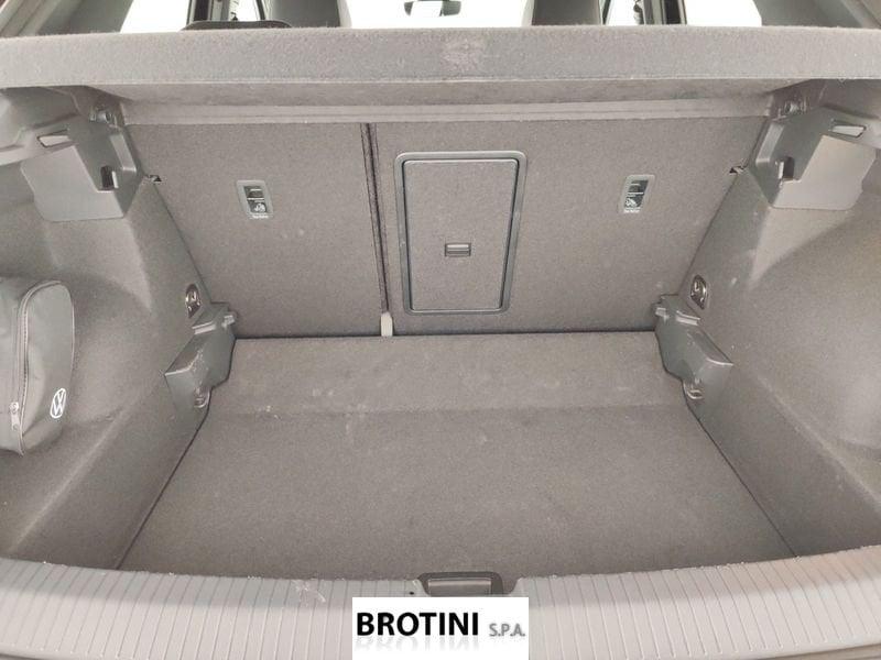 Volkswagen T-Roc T-Roc 1.0 tsi R-Line 110cv