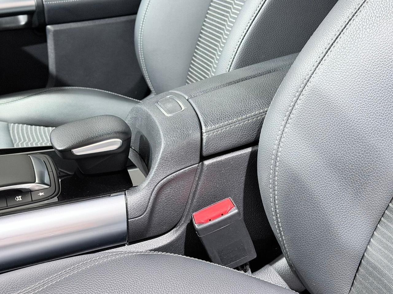 MERCEDES GLA250E PLUG-IN HYBRID 218cv PREMIUM AUTO