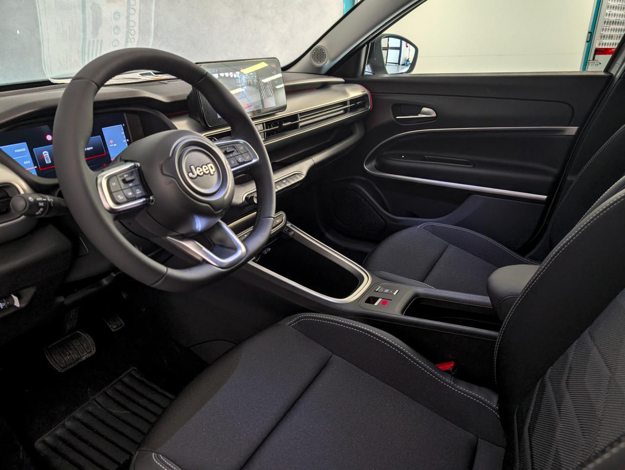 Jeep Avenger 1.2 Turbo E-Hybrid 110cv eDCT6 Summit