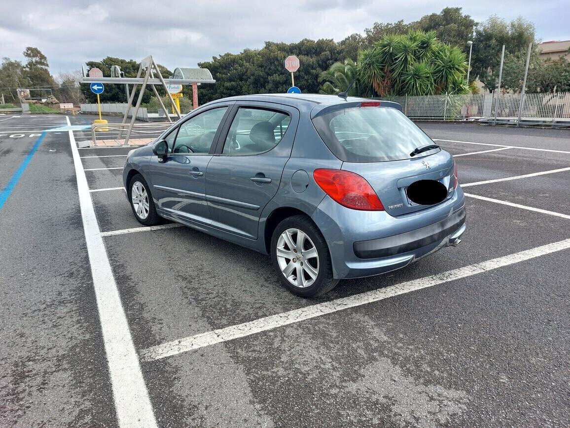 Peugeot 207 HDI Diesel come nuova del 2008