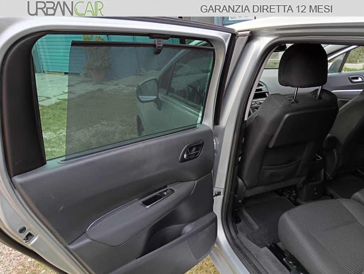 PEUGEOT 5008 1.6 HDI 110 cv 7 posti - GARANZIA