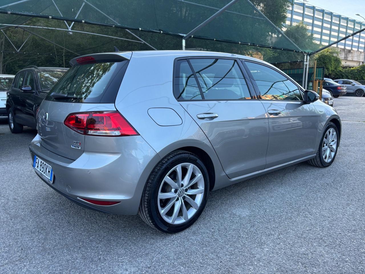 Volkswagen Golf 1.4 TSI 125CV 5p. Highline OK NEOPATENTATI