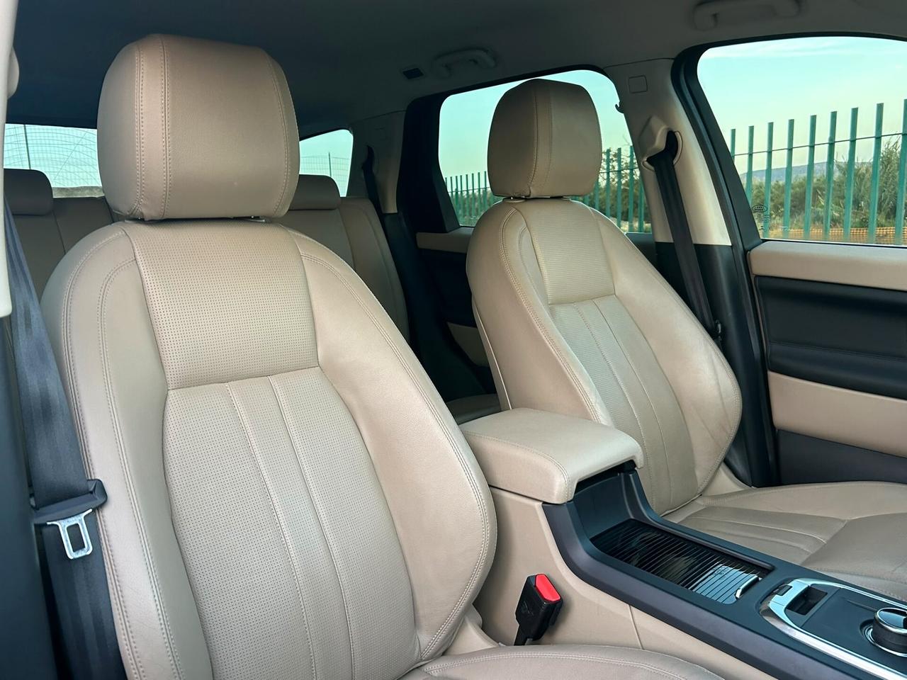 Land Rover Discovery Sport 2.0 TD4 180 CV HSE Luxury
