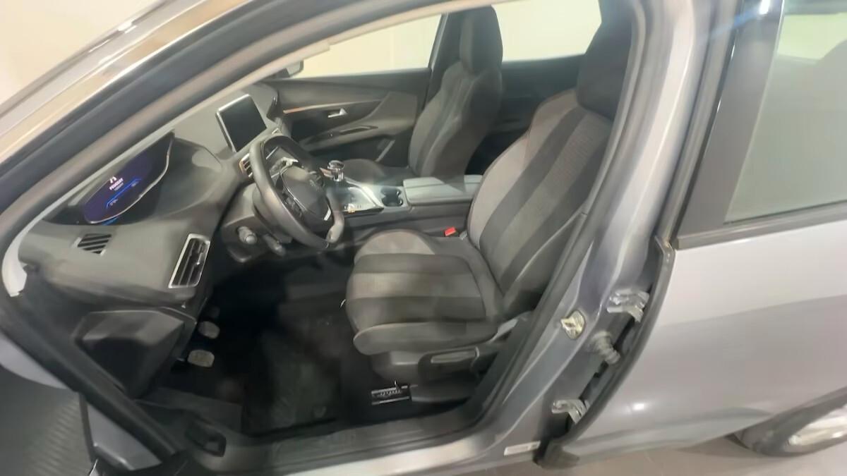 Peugeot 3008 PureTech Turbo 130 S&S Active Pack