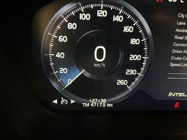 VOLVO V60 Cross Country D4 AWD Geartronic Business Plus