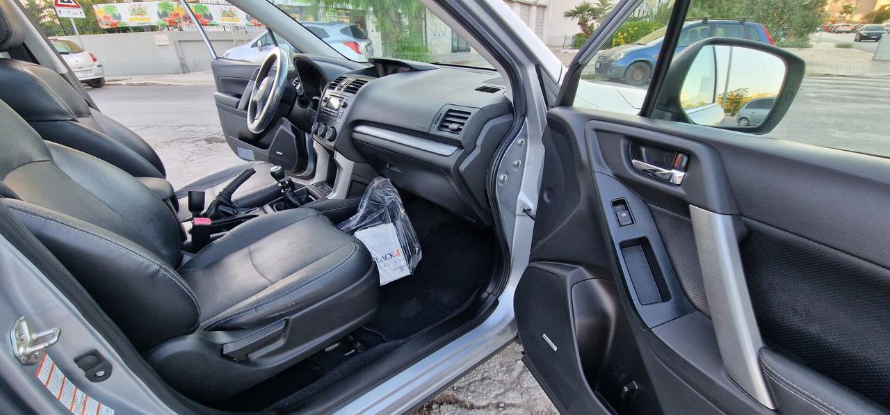Subaru Forester 2.0D -S DYNAMIC 2015