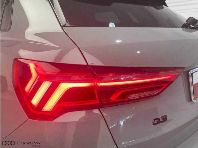 AUDI RS Q3 quattro S tronic