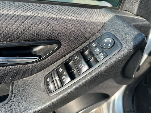 Mercedes-benz A 180 BlueEFFICIENCY Avantgarde