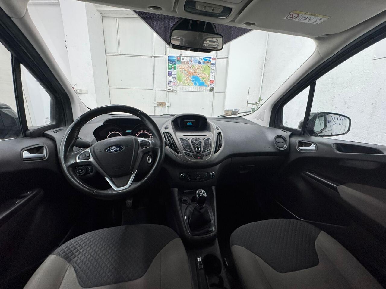 Ford Tourneo Courier 1.5 TDCI 75 CV Sport