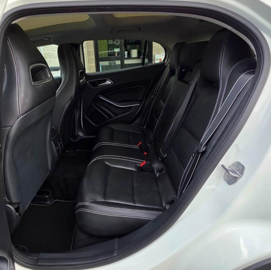 Mercedes-benz GLA 200 d Automatic Premium