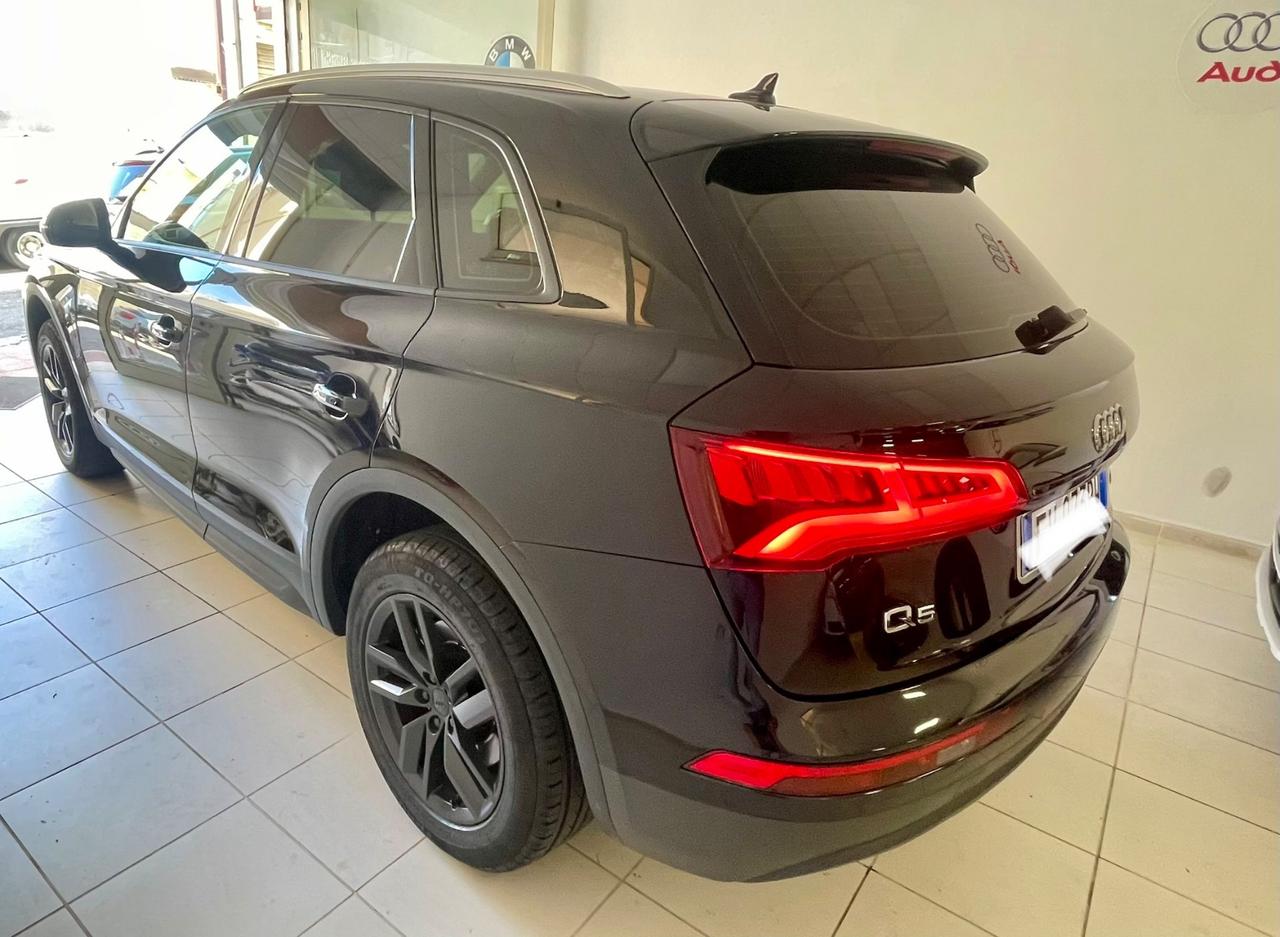 Audi Q5 2.0 TDI quattro S tronic Design